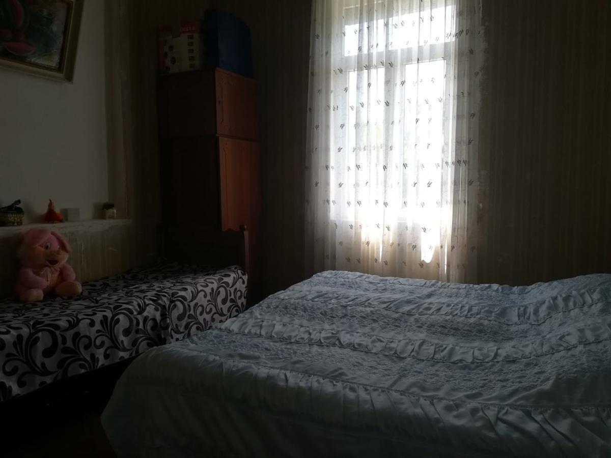 Guest House Of Givi 코불레티 외부 사진