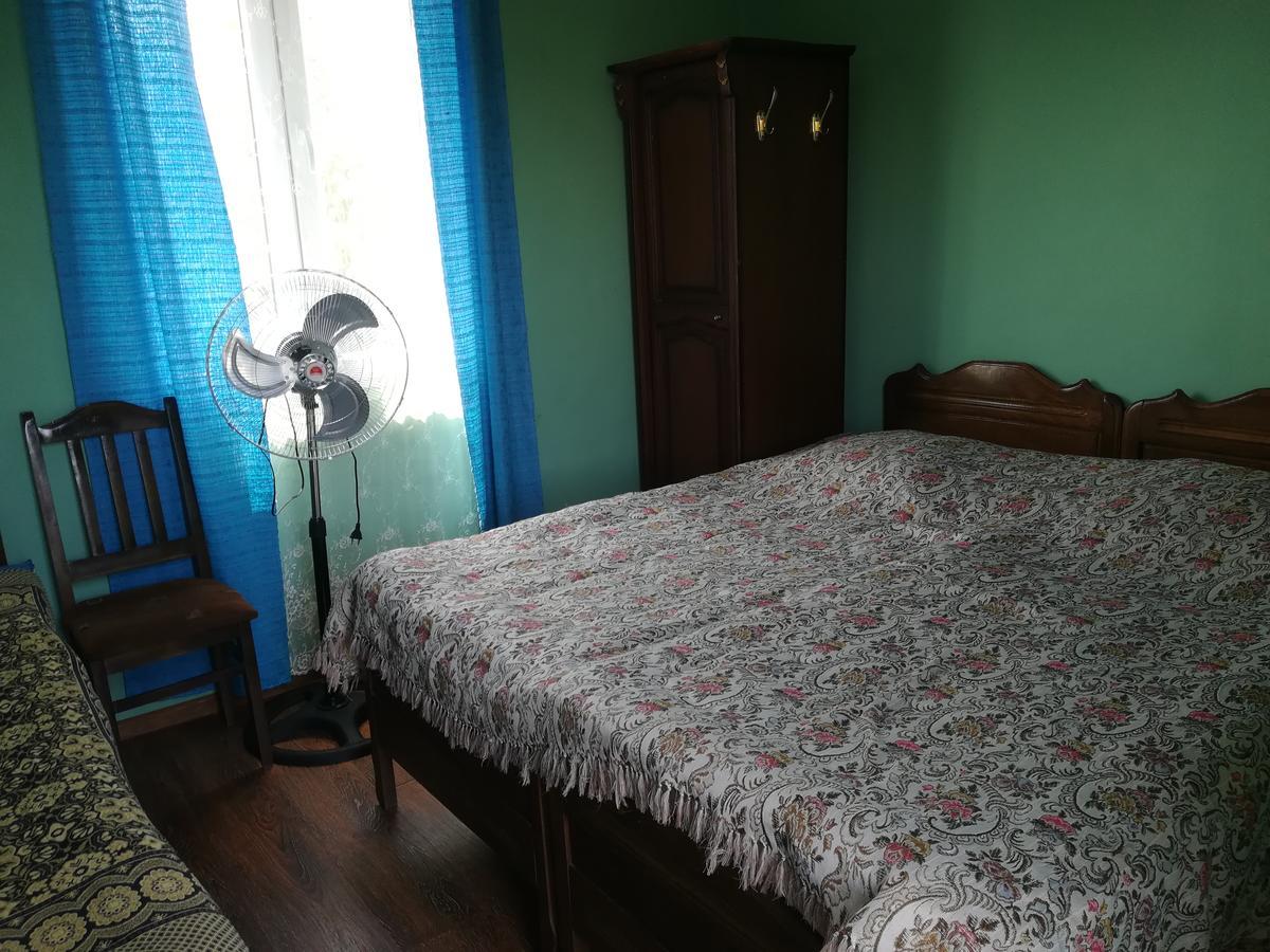 Guest House Of Givi 코불레티 외부 사진